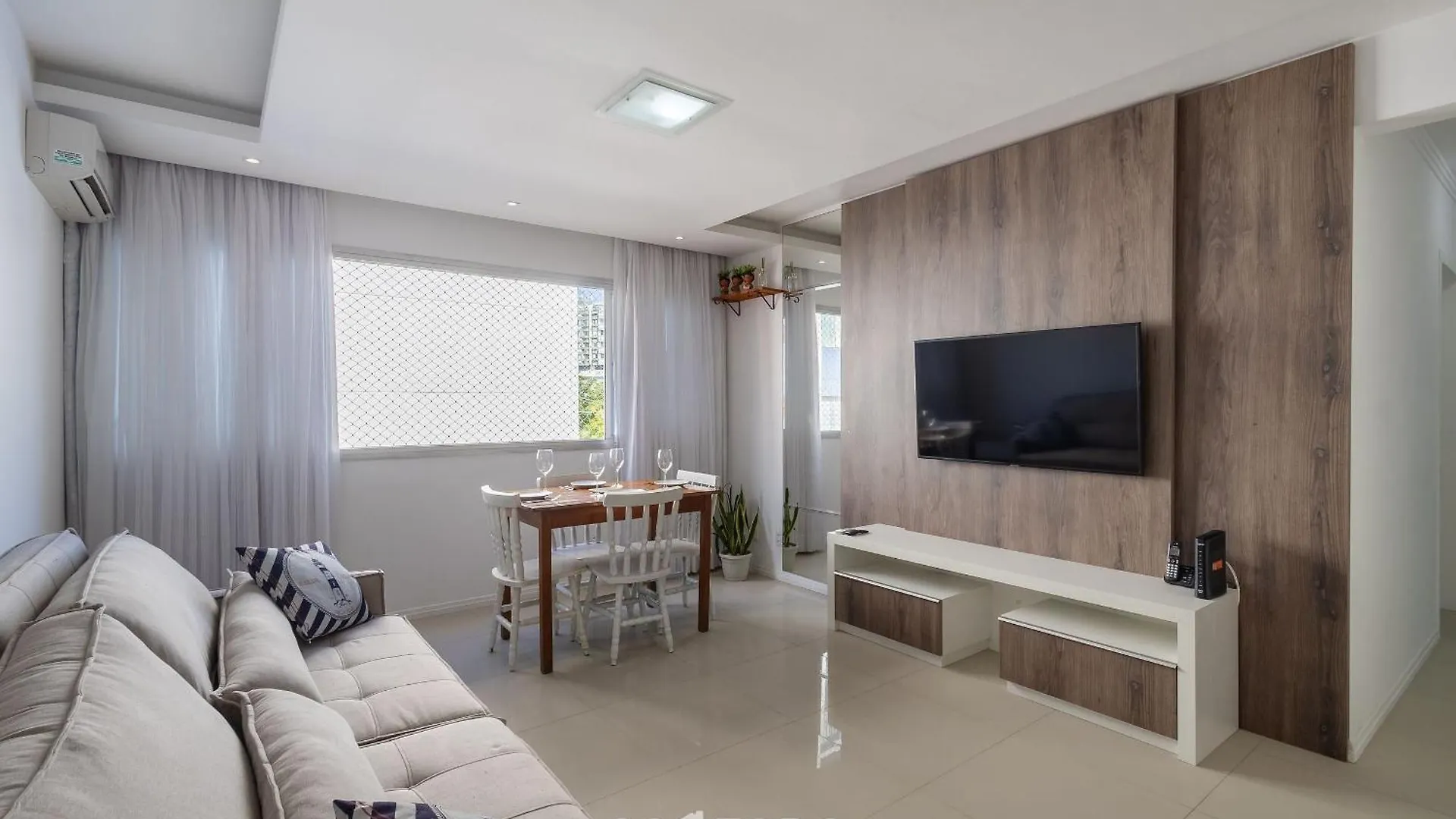 Appartamento Apto Em Floripa Prox. Ao Parque Coqueiros Csra0304 Florianópolis